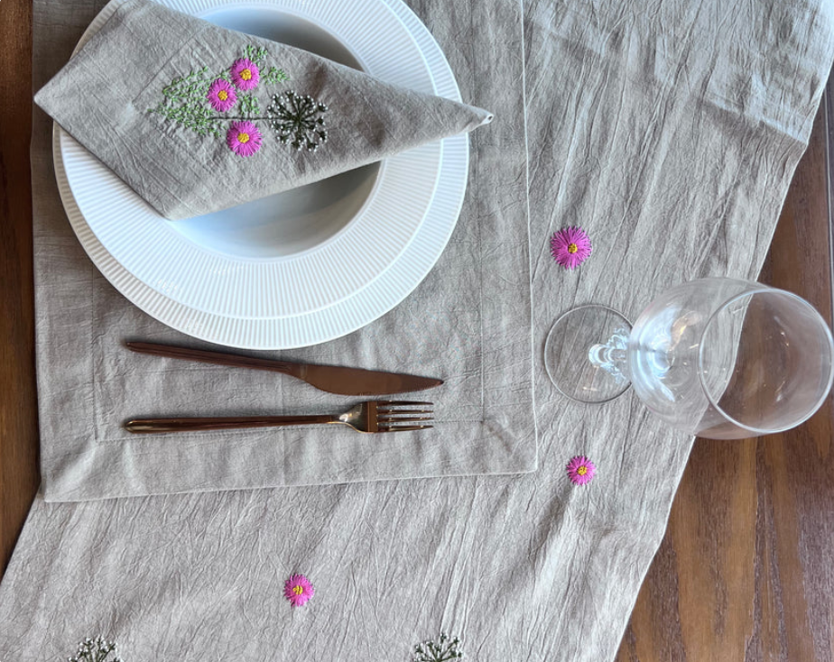 wildflower embroidered napkins